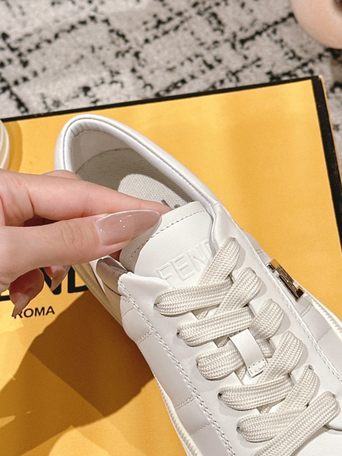 Kicks_Liu F*endi   Sneakers