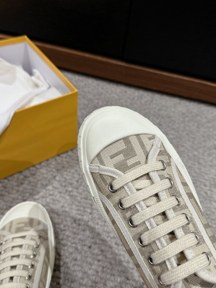 Kicks_Liu F*endi   Sneakers