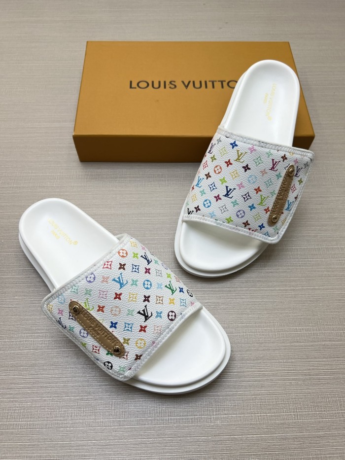 Kicks_Liu  L*ouis V*uitton  slippers