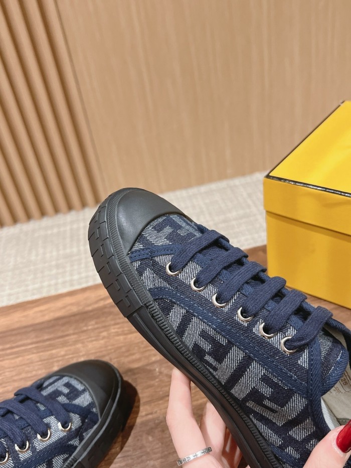 Kicks_Liu F*endi   Sneakers