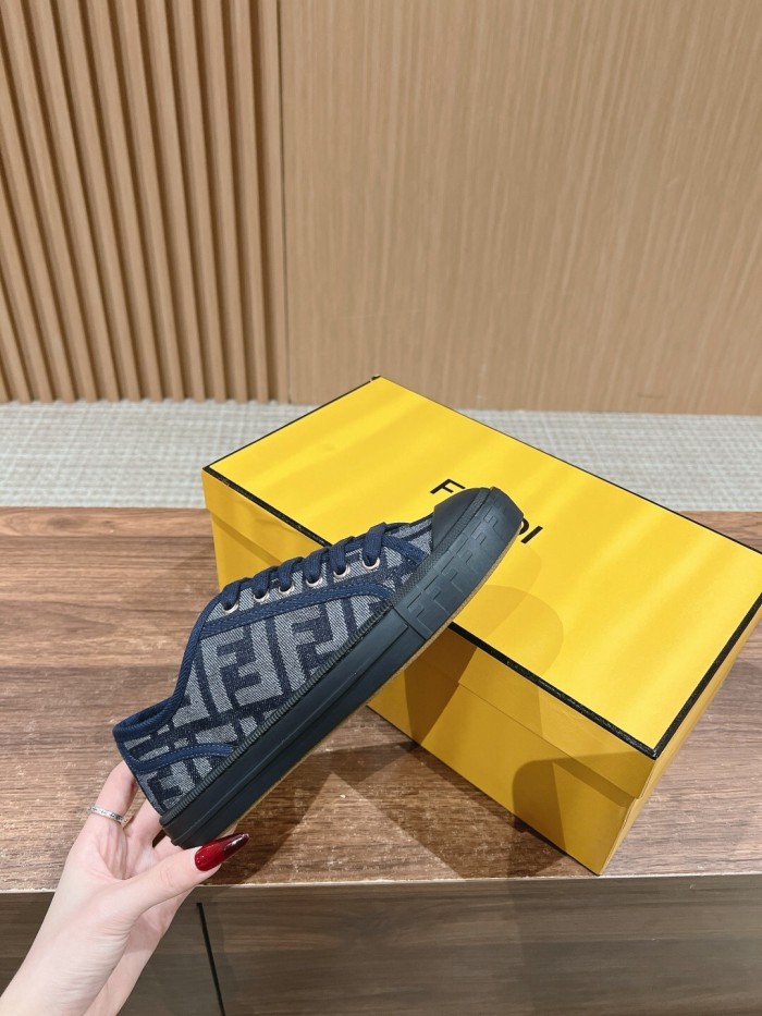 Kicks_Liu F*endi   Sneakers