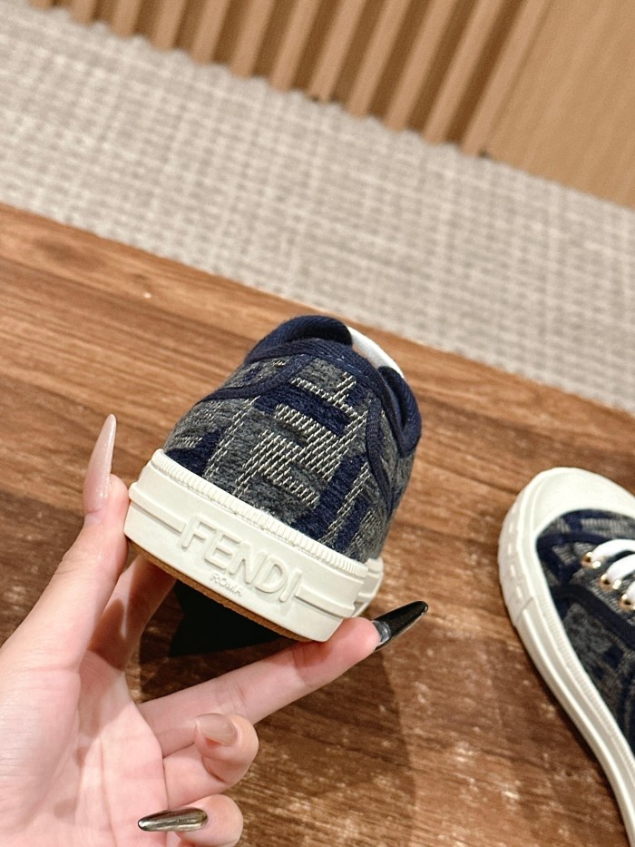 Kicks_Liu F*endi   Sneakers