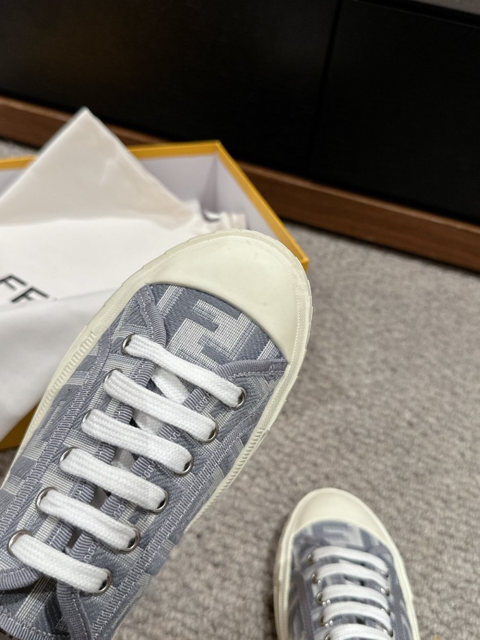 Kicks_Liu F*endi   Sneakers