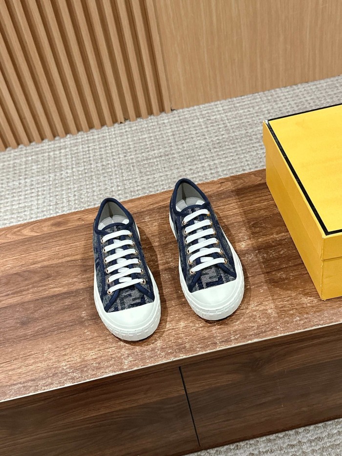 Kicks_Liu F*endi   Sneakers