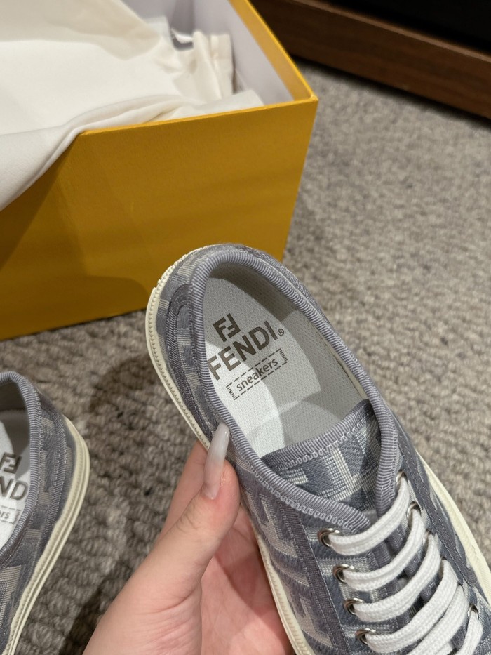 Kicks_Liu F*endi   Sneakers