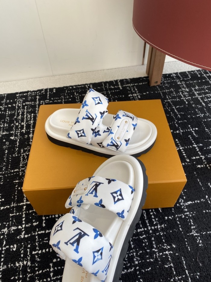 Kicks_Liu  L*ouis V*uitton  slipppers