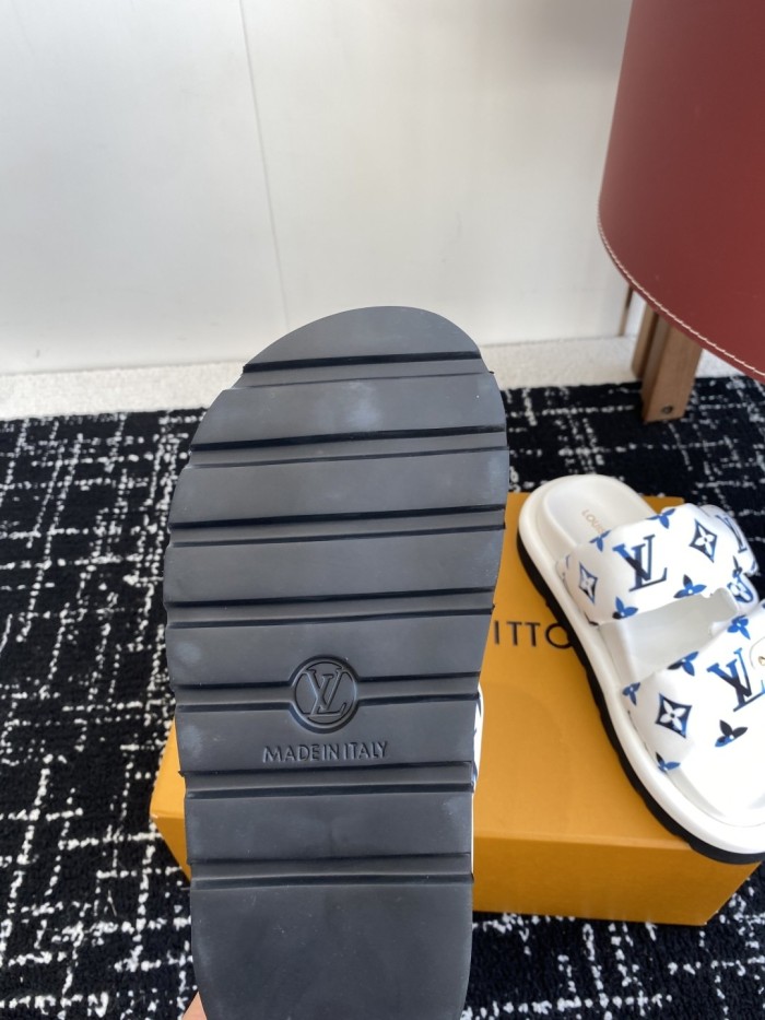 Kicks_Liu  L*ouis V*uitton  slipppers