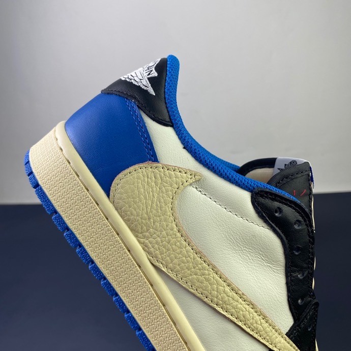 (Kicks_Liu) Nike LJR Batch Travis Scott×Air Jordan1 AJ1 og sp1  sneaker