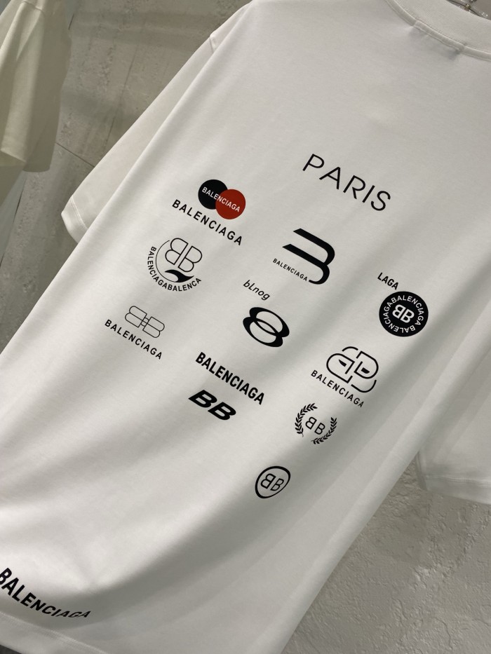 (Kicks Liu) T-shirt  Top Quality