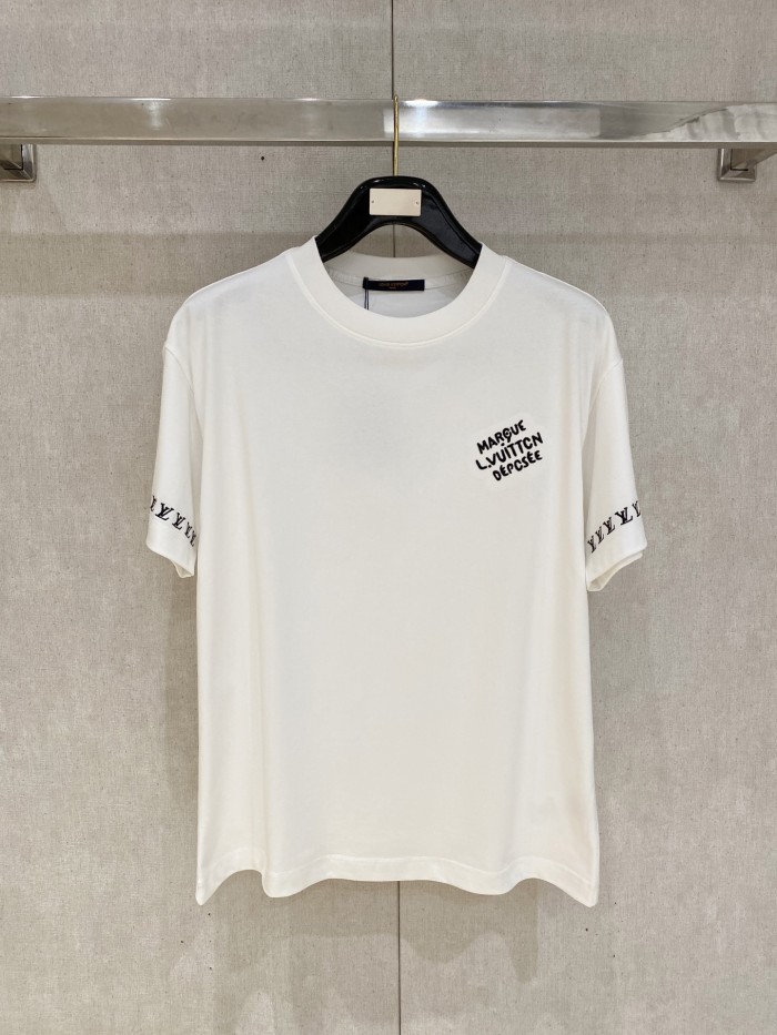 (Kicks Liu) T-shirt  Top Quality