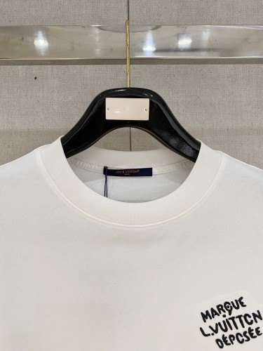 (Kicks Liu) T-shirt  Top Quality