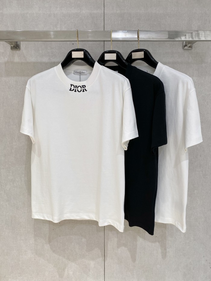 (Kicks Liu) T-shirt  Top Quality
