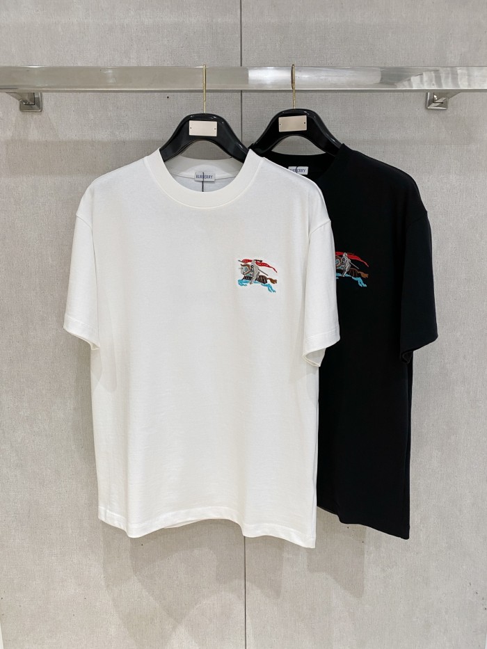 (Kicks Liu) T-shirt  Top Quality