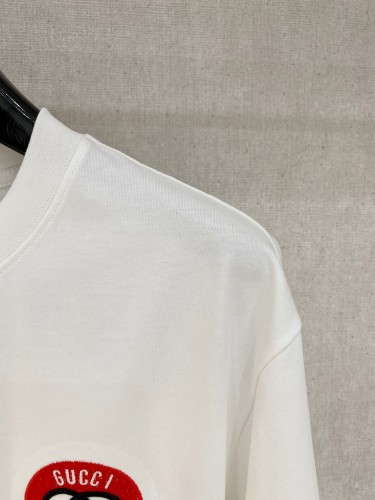 (Kicks Liu) T-shirt  Top Quality