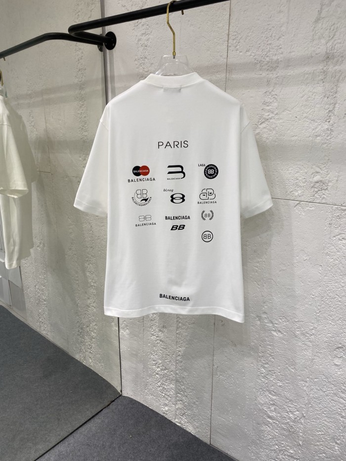 (Kicks Liu) T-shirt  Top Quality
