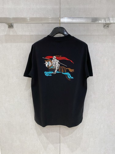(Kicks Liu) T-shirt  Top Quality