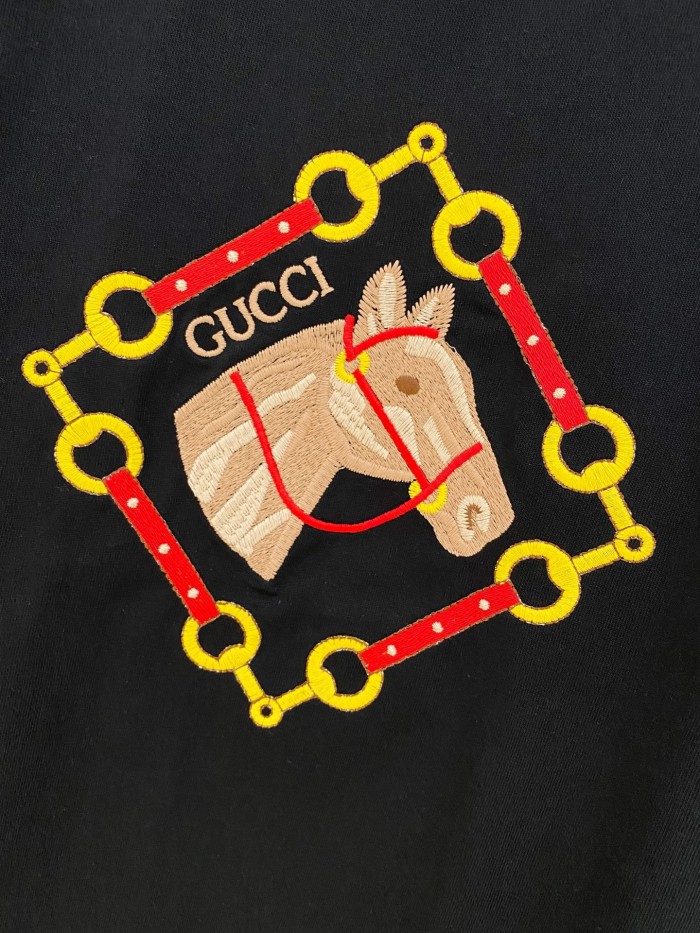 (Kicks Liu) T-shirt  Top Quality