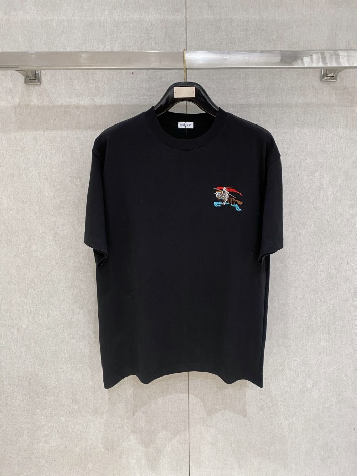 (Kicks Liu) T-shirt  Top Quality