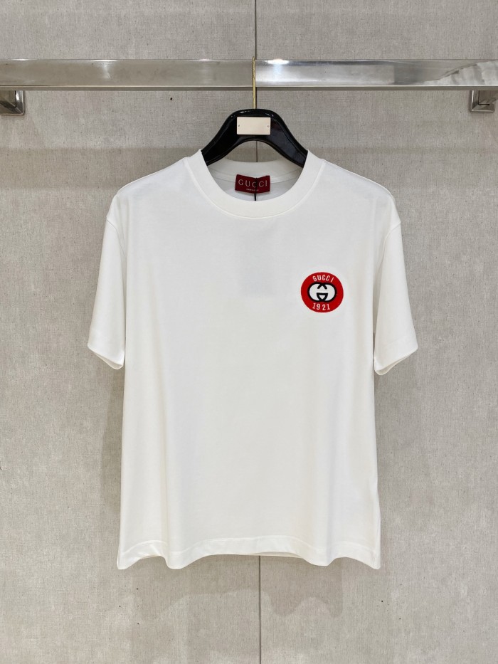 (Kicks Liu) T-shirt  Top Quality