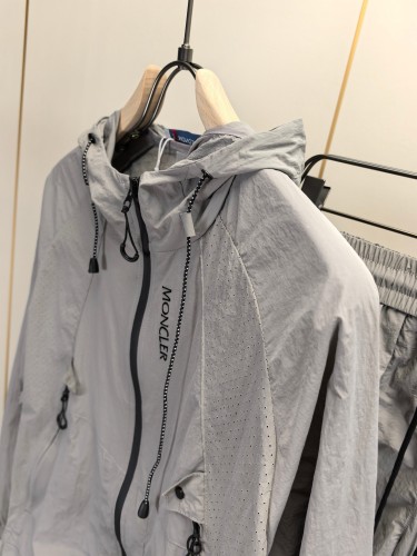 (Kicks Liu) T-shirt Set Top Quality