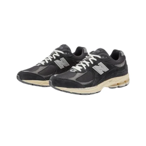 New balance 2002R 灰碳色