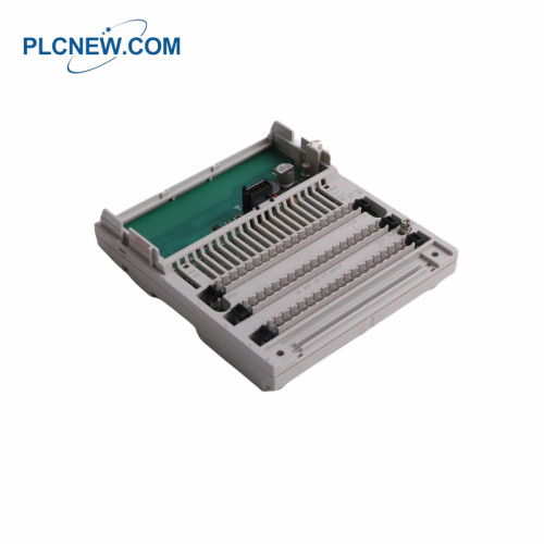 Schneider 170ADI35000 DC Input Module