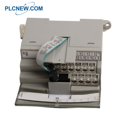 1762-IF4 Analog Input Module