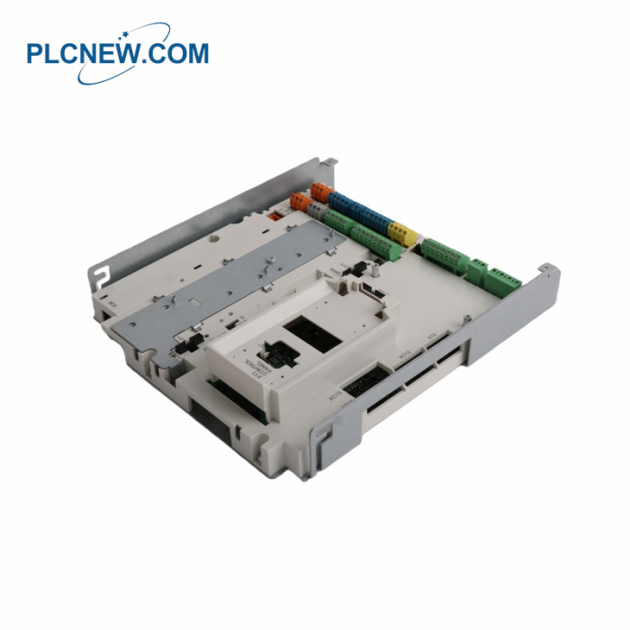 ABB SDCS-CON-H01 3ADT220166R0002 Inverter IO board