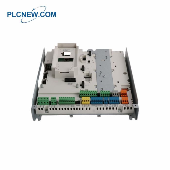 ABB SDCS-CON-H01 3ADT220166R0002 Inverter IO board