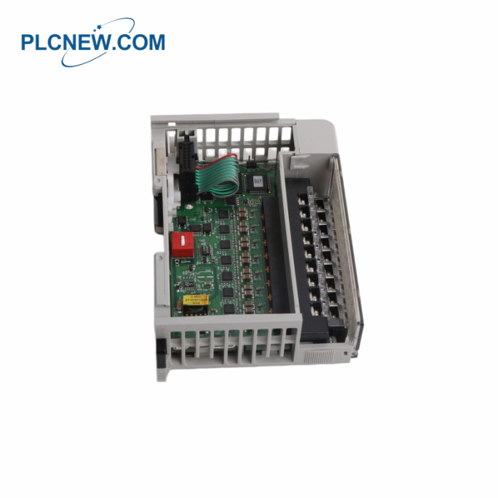 1769-OF8C Output Module