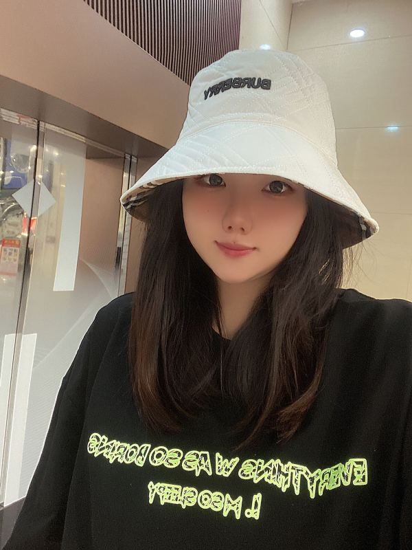 burberry_cap_17_huahao_221013_a_3_1 designer replica luxury hat cap