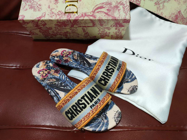 DR Slippers-20 women shoes 35-41