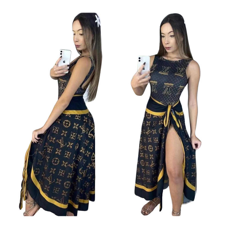 LOUIS VUITTON Black Lady Sexy fashion slim bodysuit base + beautiful long dress Dinner party A two-piece set