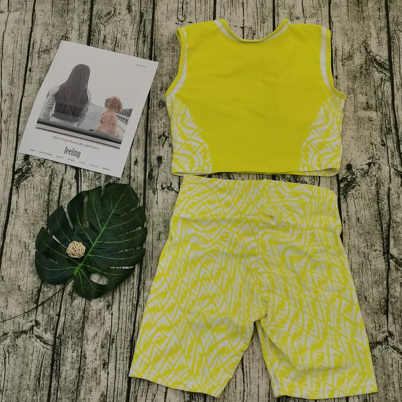 FENDI Yellow Digital Print One Piece DOT Backless Spandex/Polyester Printed Sunmmer Female Adult Holiday