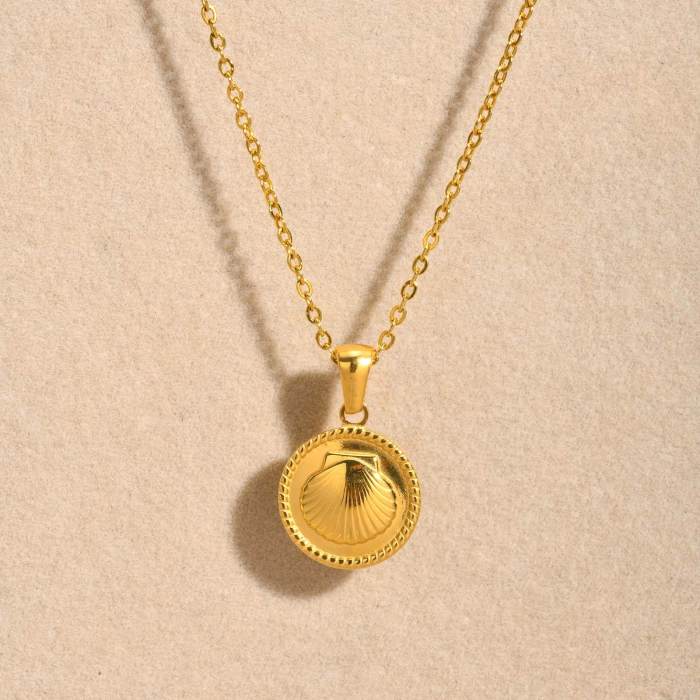 Wholesale Stainless Steel Scallop Shell Pendant