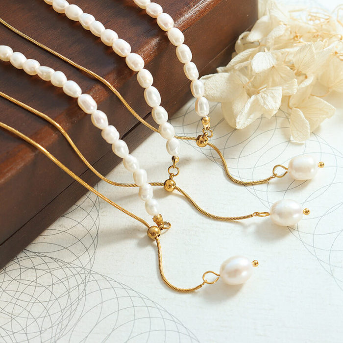 Wholesale Stainless steel Half Pearls & Snake Chain Necklace