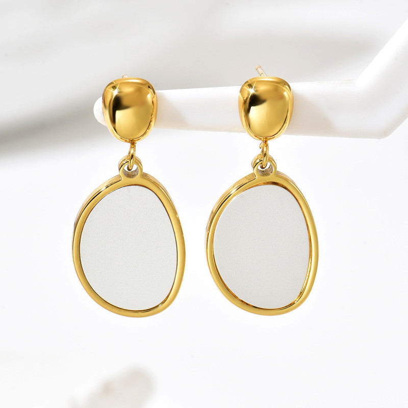 Wholesale Modern Retro Gold Pebble Earrings