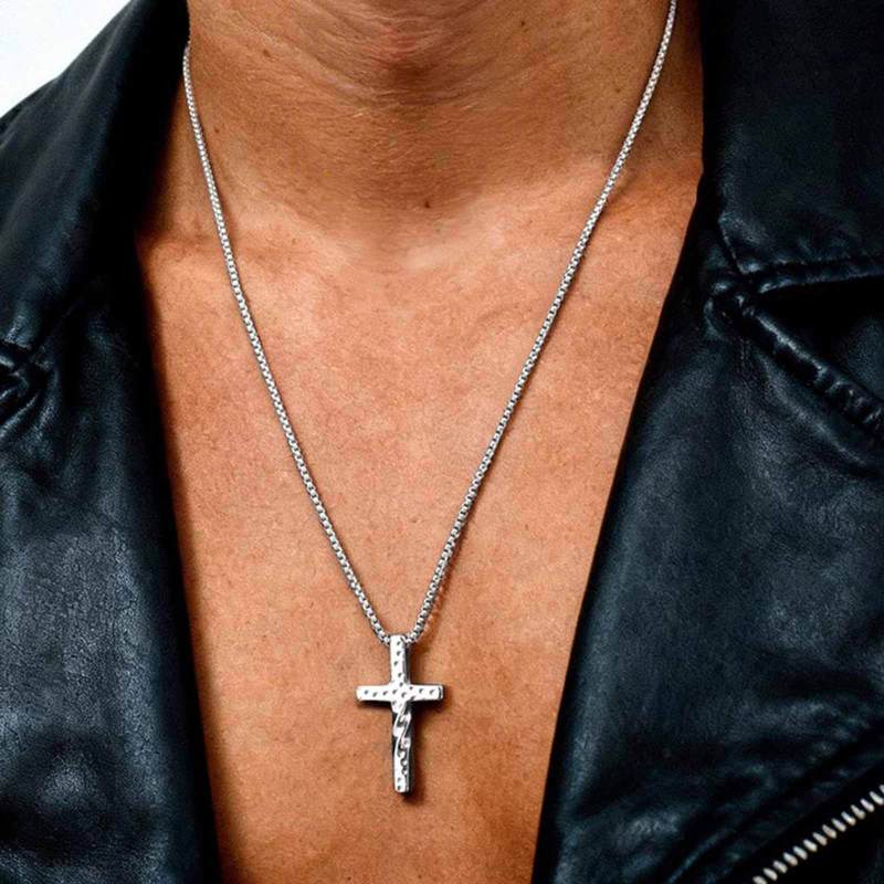 Wholesale Stainless Steel Hammered Cross Pendant