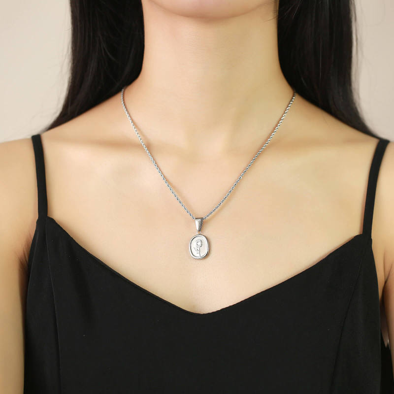 Wholesale Stainless Steel Unique Sunflower Rope Necklace
