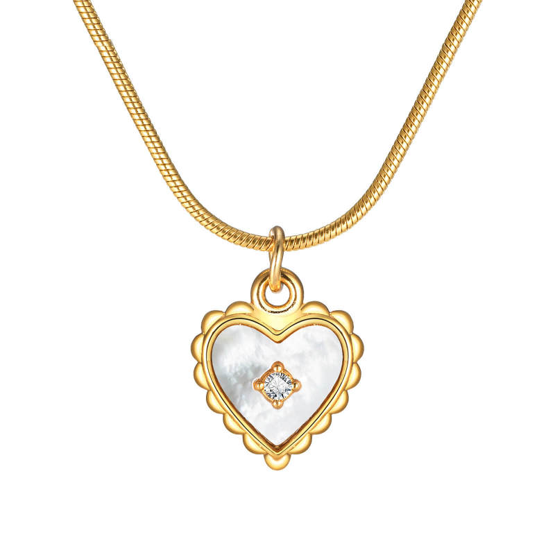 Wholesale Stainless Steel Elegant Lace Shell Heart Pendant
