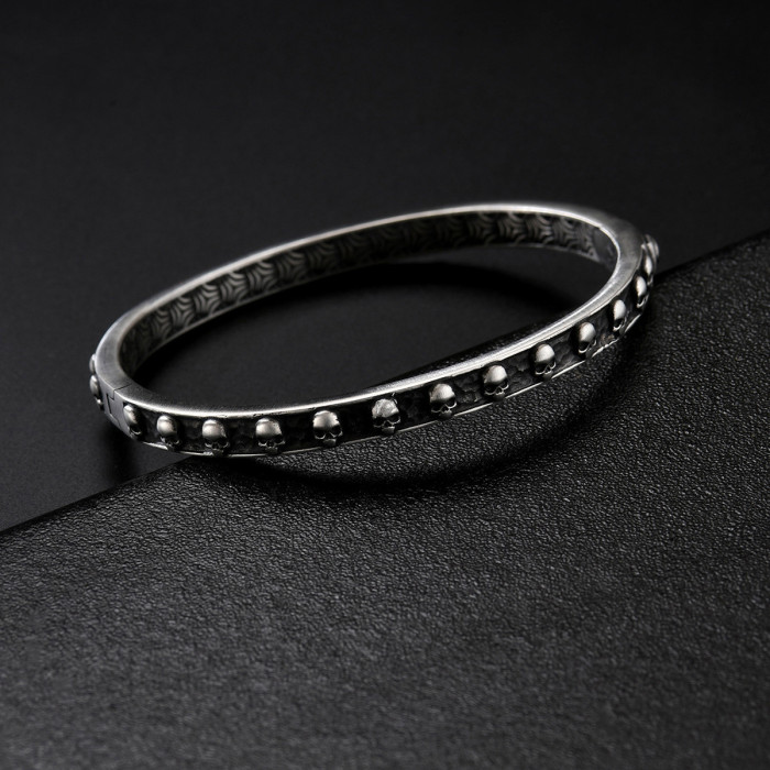 Wholesale Retro Stainless Steel Skull Bangle