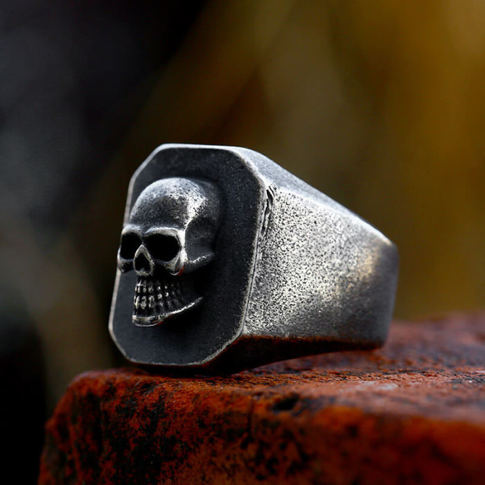 Wholesale Stainless Steel Aged Skull Ring
