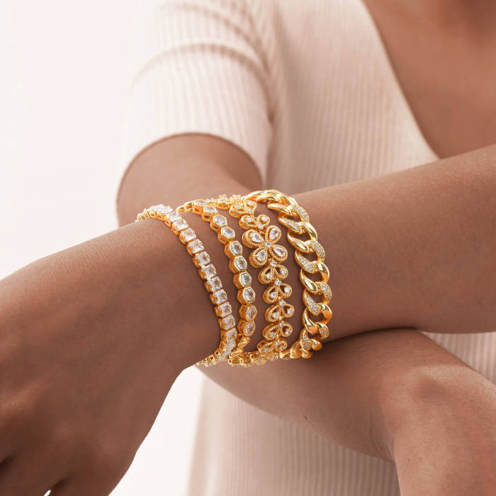 Wholesale Fashion Zirconia Gold Bracelet
