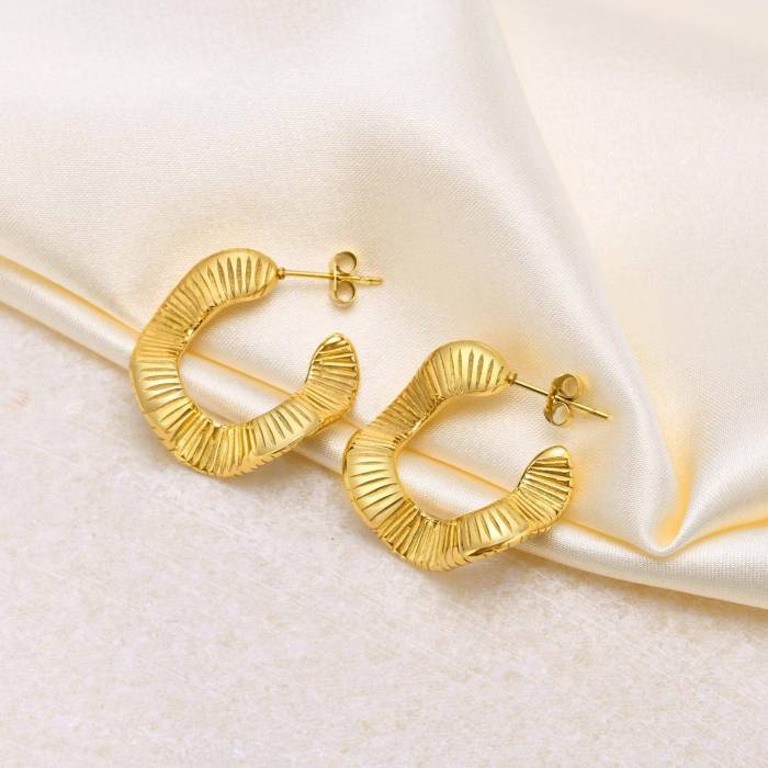 Wholesale Stainless Steel Flat Pleated Hoop Earrings