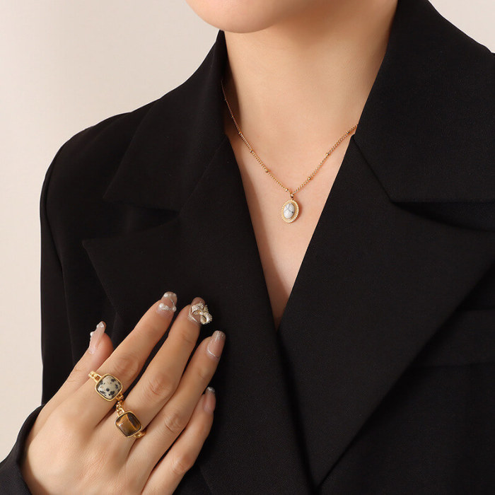 Wholesale Stainless Steel Vintage Stone Necklace