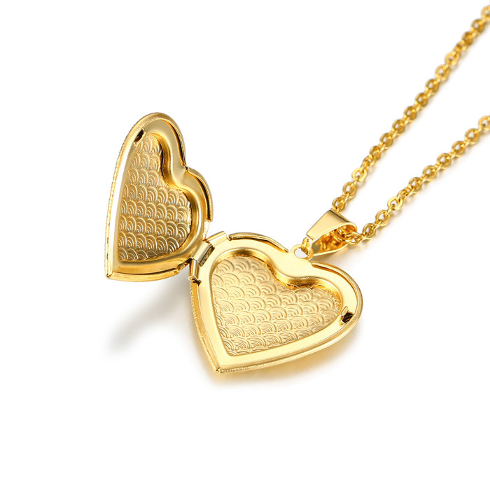 Wholesale Stainless Steel Heart Pendant and Chain Gold