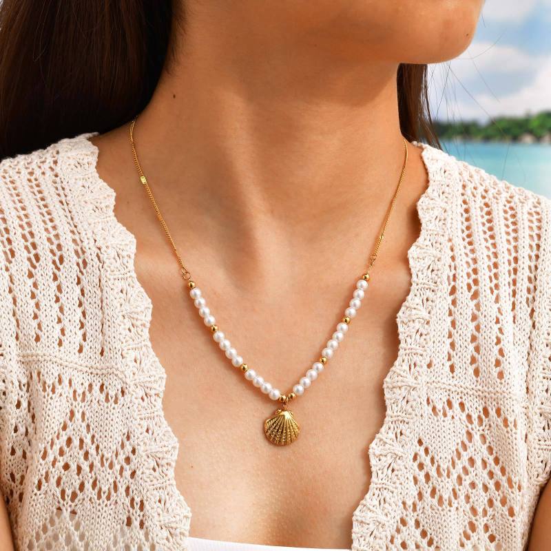 Wholesale Stainless Steel Sunflower Shell Necklace