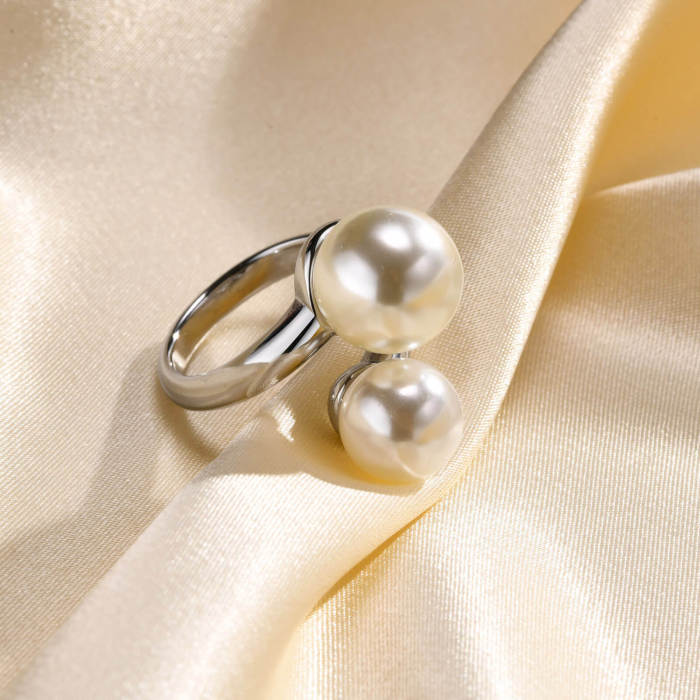 Wholesale Stainless Steel Interlocking Pearl Ring