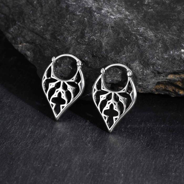 Wholesale Stainless Steel Carved Earrings