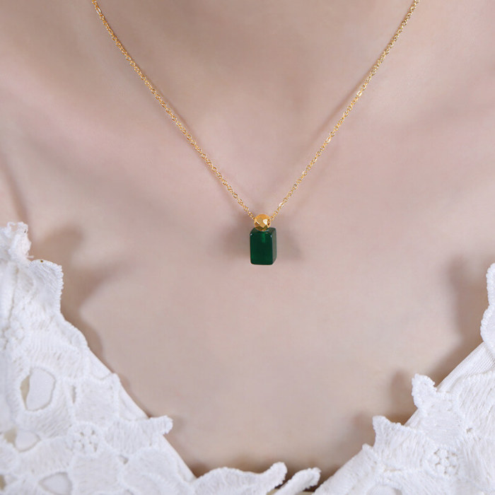 Wholesale Stainless Steel Green Minimalist Necklace
